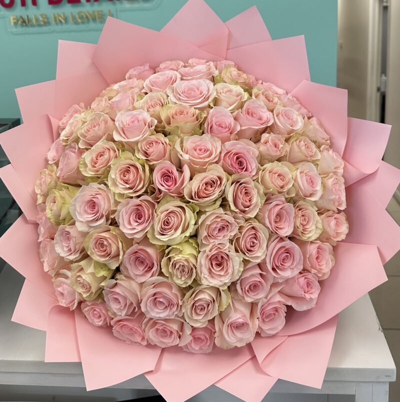 Pink Roses Bouquet