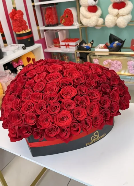 300 red Roses Heart box