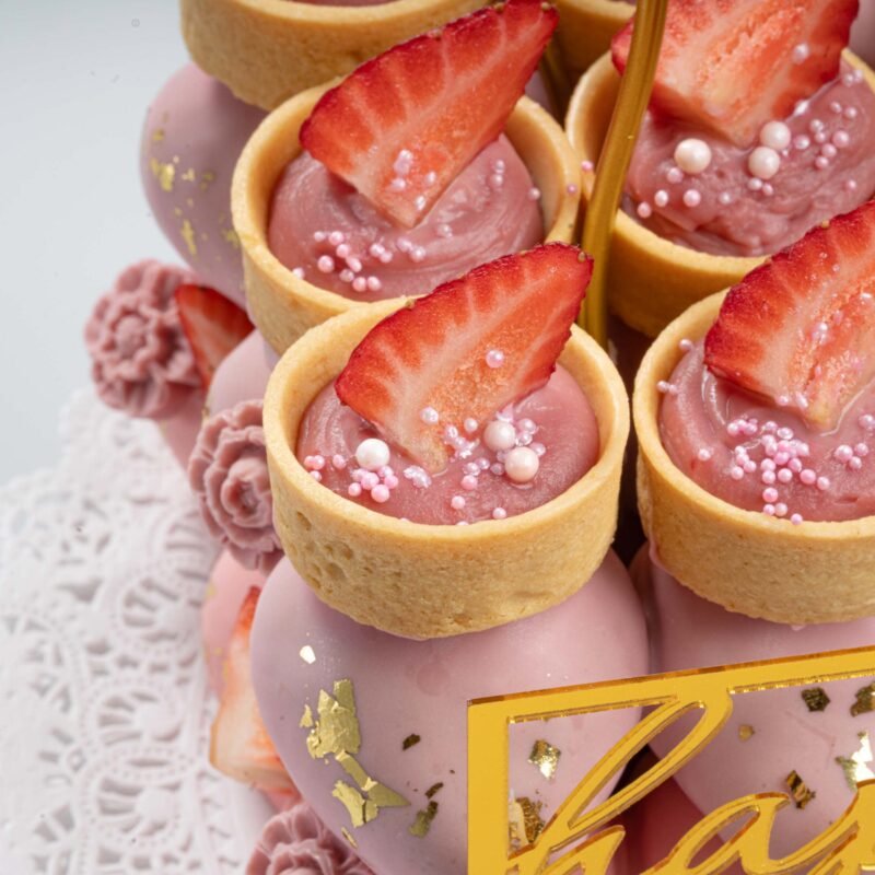 Choco Berries Cake Pink Cream - Image 4