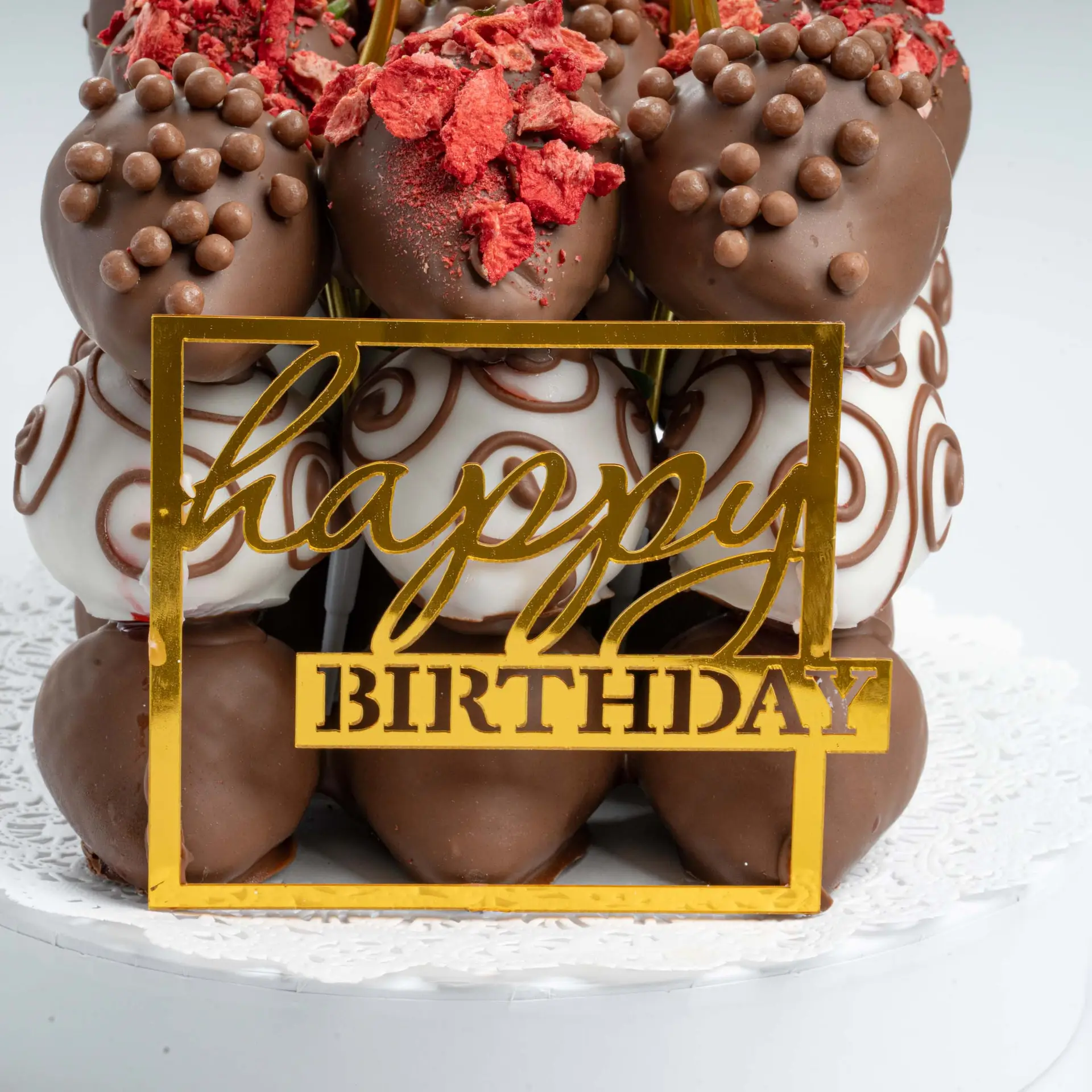 Cake de Fresas Con Chocolate - Image 2