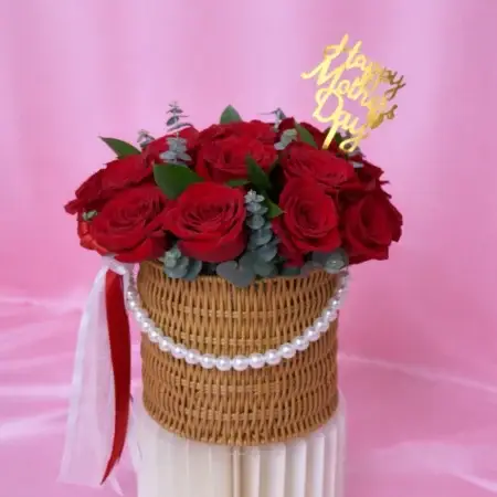Premium Mom Roses Box Red