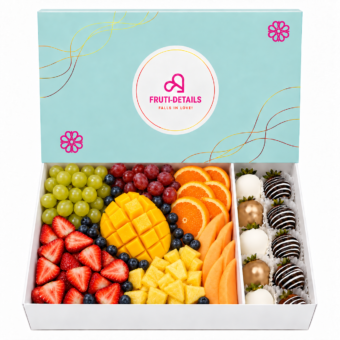 Fresh fruit platter gift box with strawberries, grapes, mango, pineapple, orange, cantaloupe and chocolate-covered strawberries for birthday and party – Frutidetails Miami